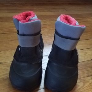 North face toddler snow boots